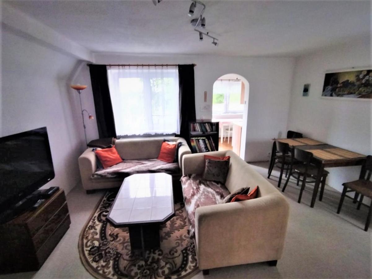 Apartman Se Zahradou Krnov Luaran gambar